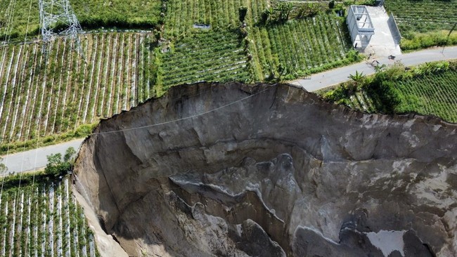 sinkhole raksasa Aceh Tengah